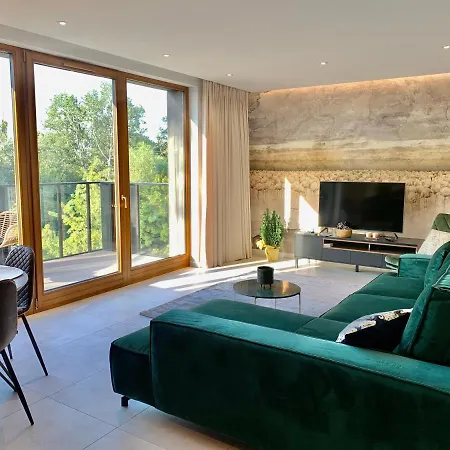 Апартаменты Baltic Riviera - Garden Sanctuary Retreat *